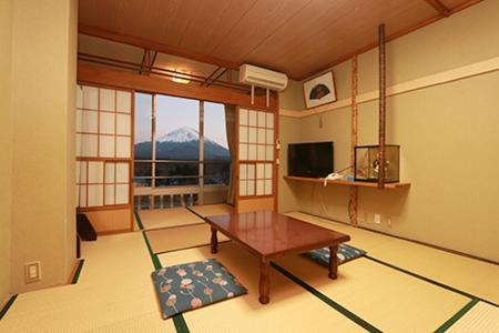 松杰山酒店 富士河口湖
