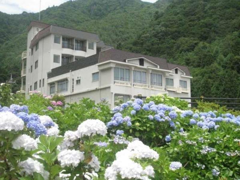 松杰山酒店 2* 富士河口湖